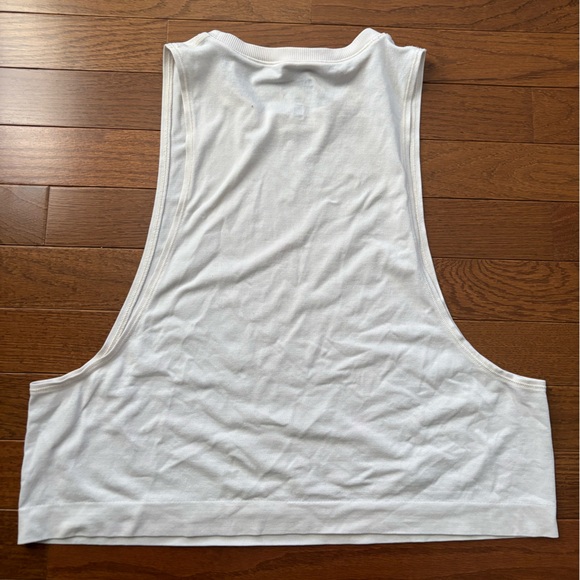 Athleta Mineral Wash Cropped Tank XS GUC - Picture 2 of 5